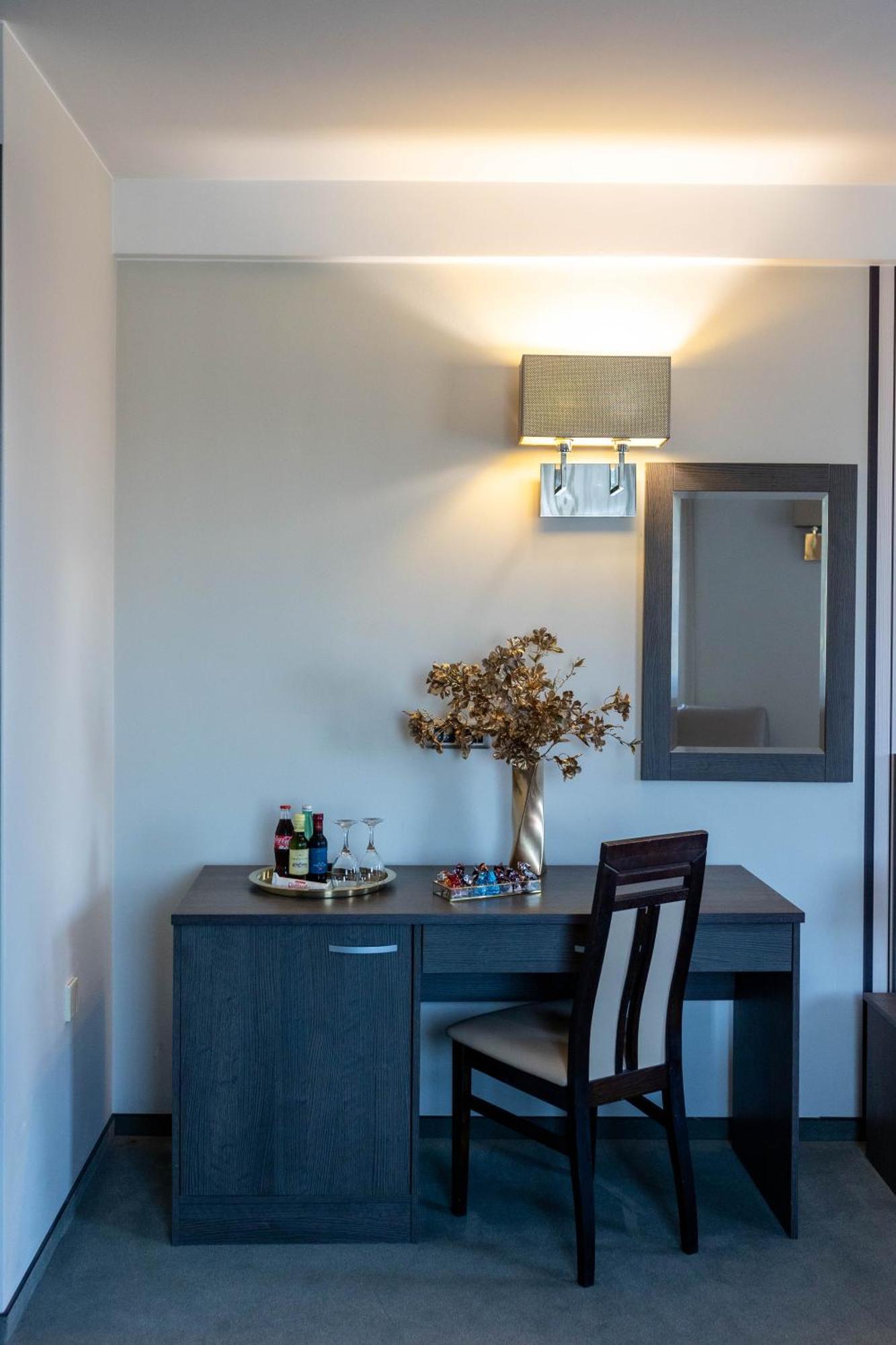 Art Hotel Slavonski Brod Exterior photo