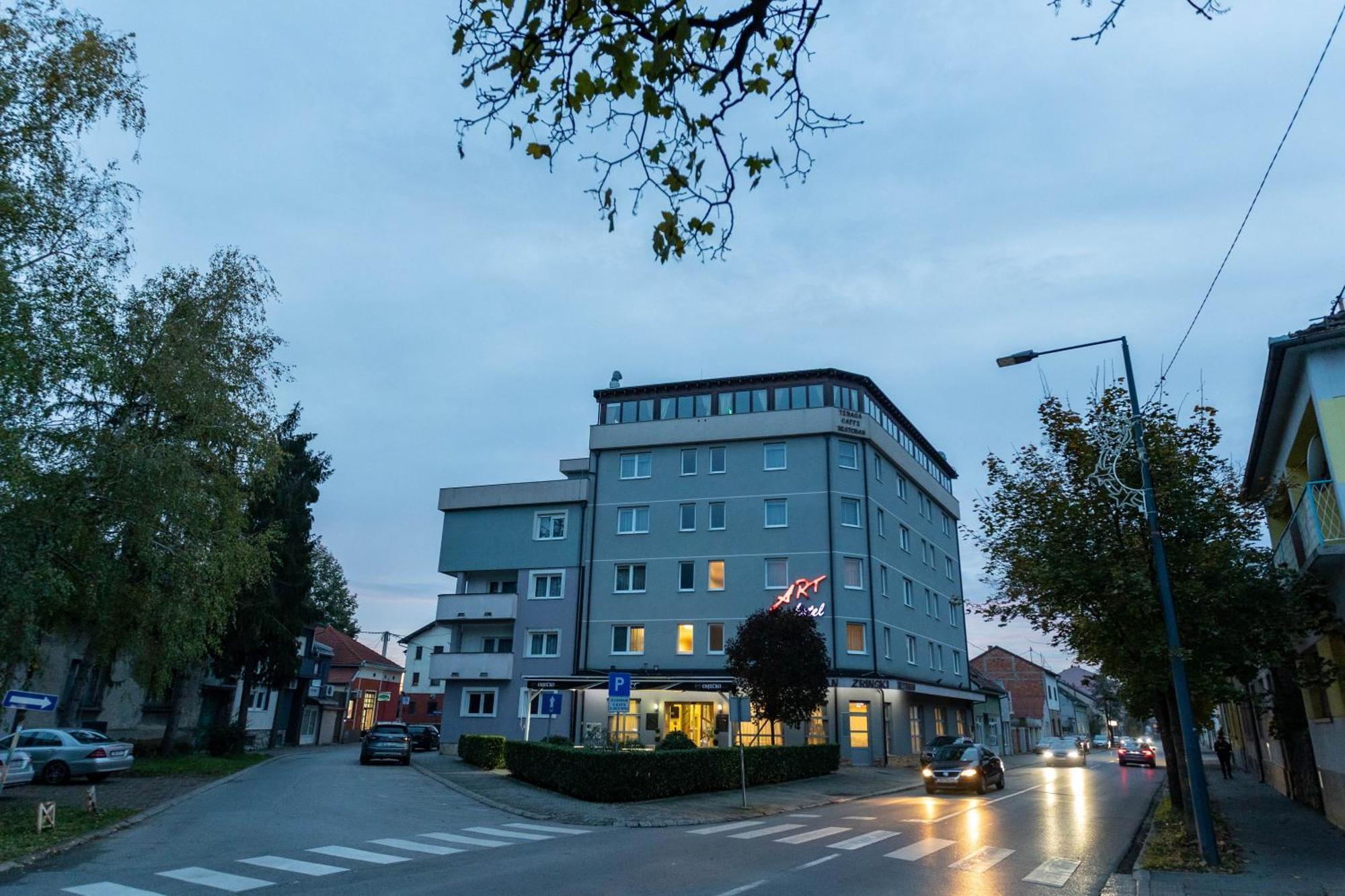 Art Hotel Slavonski Brod Exterior photo
